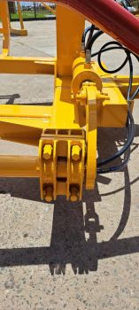 CARGADOR DE ROLLOS Y FARDOS Transportador ALCAL TR6 FLEXI 9